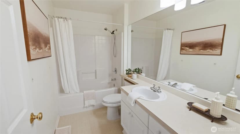 Property photo for 424 228th Street Sw #h203, Bothell photo 18