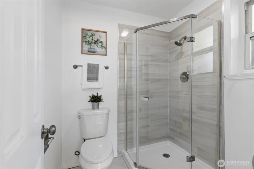 Property photo for 28430 14th Avenue S, Federal Way photo 24