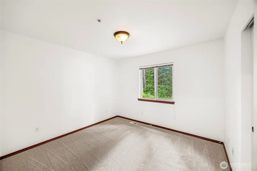 Property photo for 21622 11th Court Se, Bothell photo 22