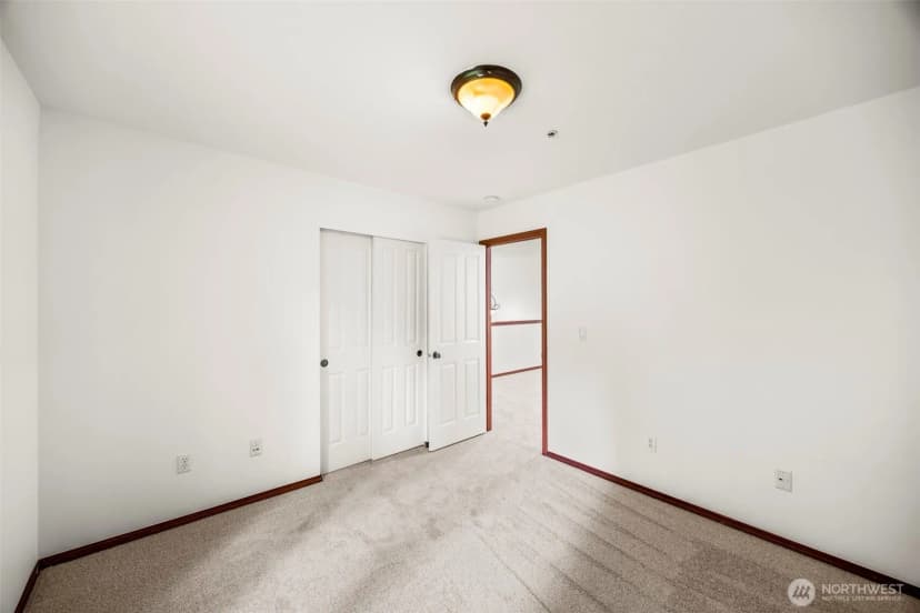 Property photo for 21622 11th Court Se, Bothell photo 23