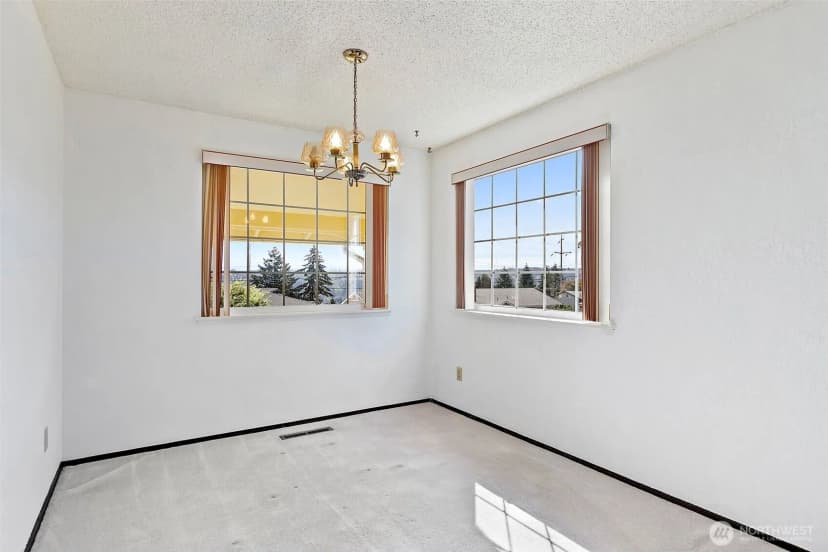 Property photo for 2308 126th Avenue Ct E, Edgewood photo 9