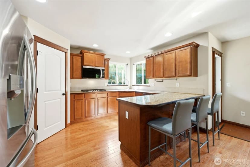 Property photo for 10606 Se 15th Street, Lake Stevens photo 7