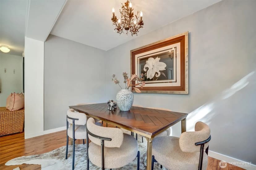 Property photo for 2111 E John Street #204, Seattle photo 13