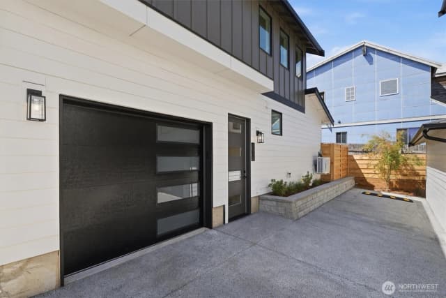 Property photo for 2611 Nw 87th Street, Seattle photo 2
