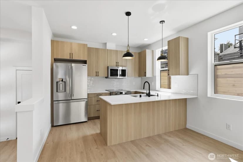 Property photo for 2611 Nw 87th Street, Seattle photo 5
