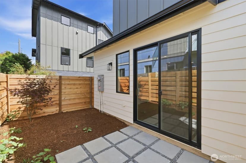 Property photo for 2611 Nw 87th Street, Seattle photo 20