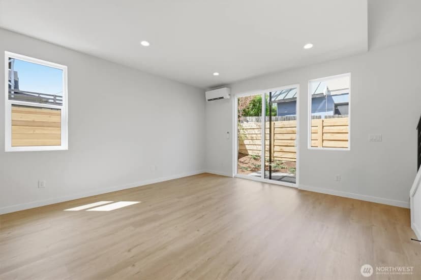 Property photo for 2611 Nw 87th Street, Seattle photo 10