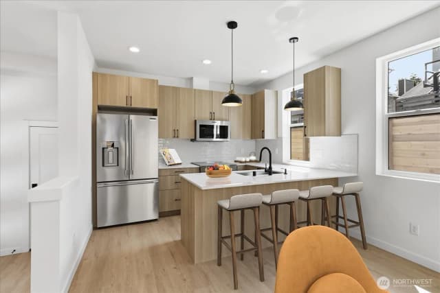 Property photo for 2611 Nw 87th Street, Seattle photo 4