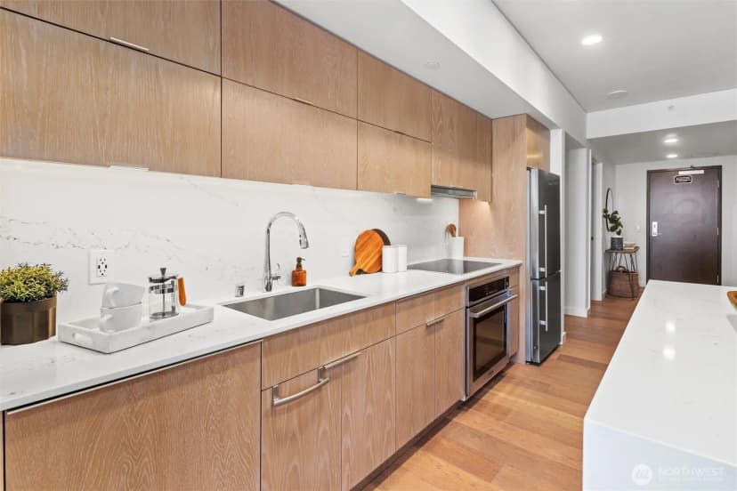 Property photo for 405 S Main Street #811, Seattle photo 16
