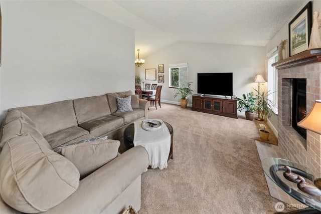 Property photo for 25846 185th Place Se, Covington photo 4