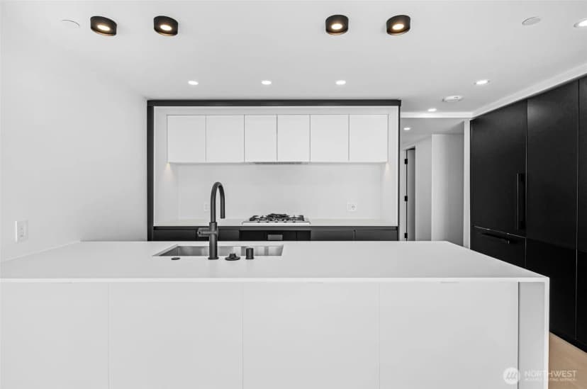 Property photo for 300 Virginia Street #4111, Seattle photo 9