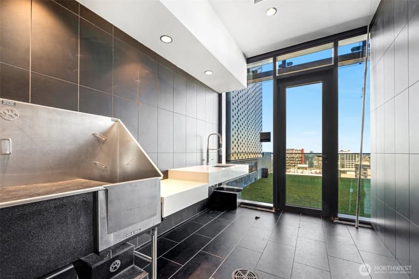 Property photo for 300 Virginia Street #4111, Seattle photo 36