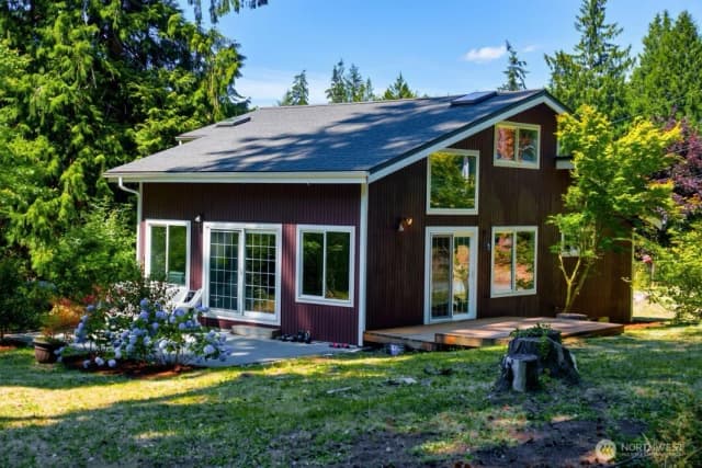 Property photo for 36875 Tamarack Drive Ne, Hansville photo 2