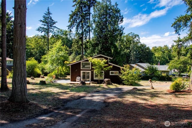 Property photo for 36875 Tamarack Drive Ne, Hansville