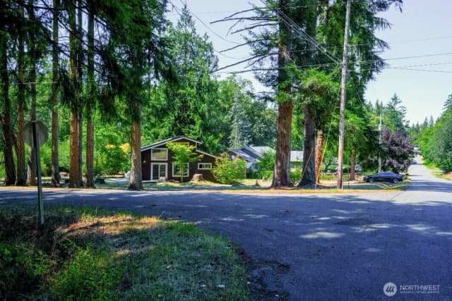 Property photo for 36875 Tamarack Drive Ne, Hansville photo 3