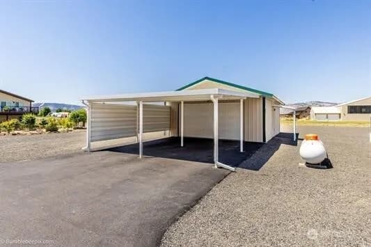 Property photo for 202 Airport Way, Seven Bays photo 39