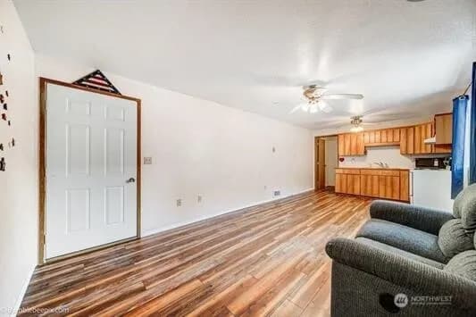 Property photo for 202 Airport Way, Seven Bays photo 30
