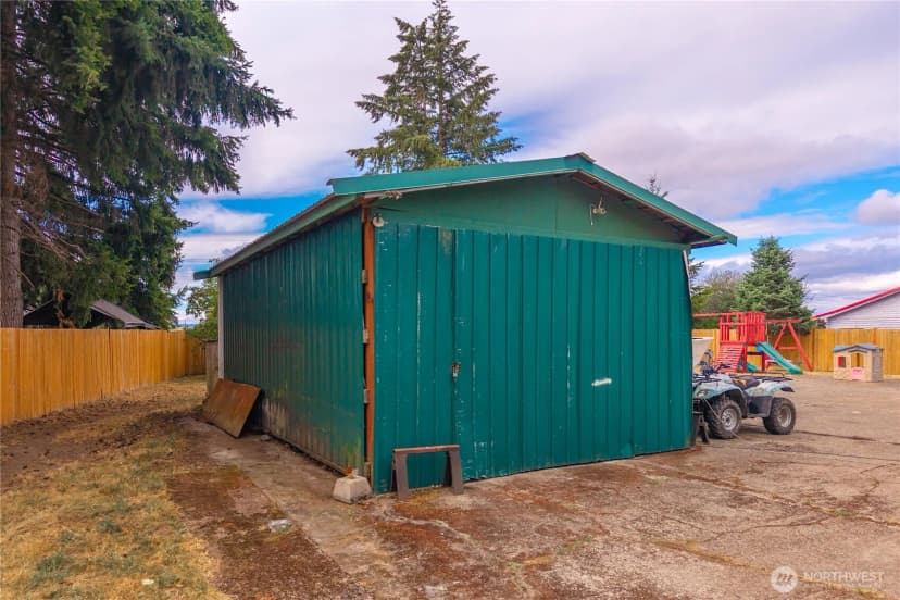 Property photo for 16507 Suntree Court Se, Yelm photo 31
