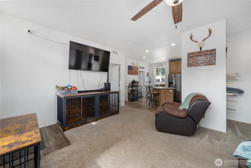 Property photo for 16507 Suntree Court Se, Yelm photo 5