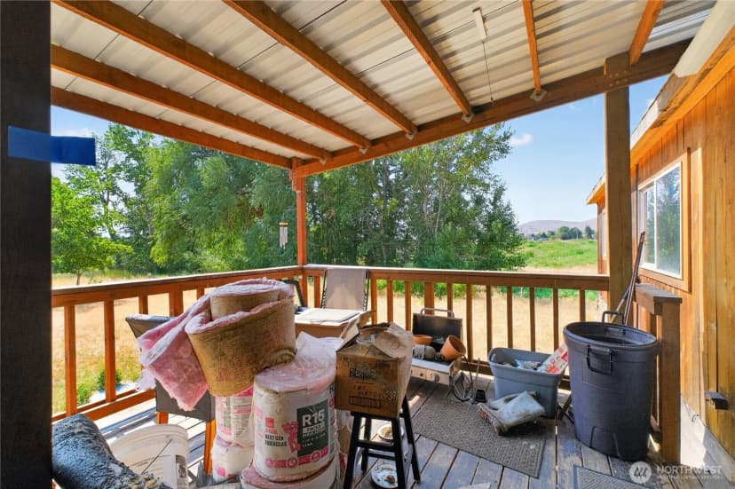 Property photo for 2322 Umptanum Road, Ellensburg photo 6