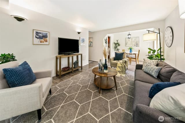 Property photo for 9901 Ne 124th Street #503, Kirkland photo 5