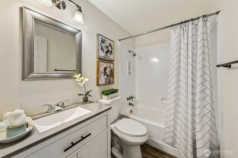 Property photo for 9901 Ne 124th Street #503, Kirkland photo 14