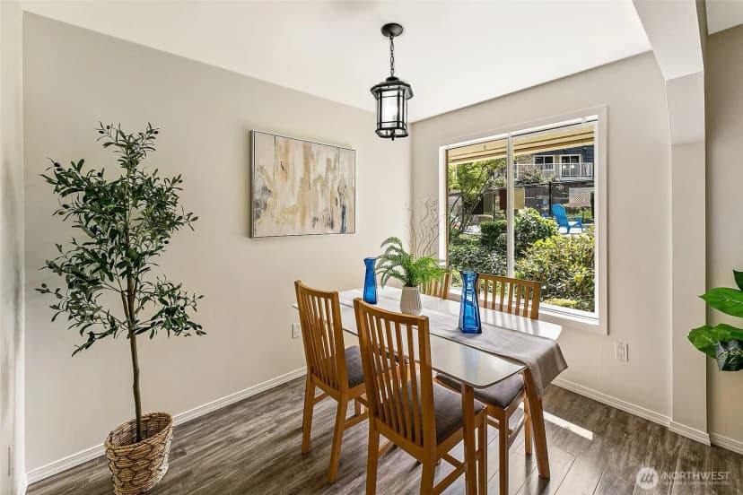 Property photo for 9901 Ne 124th Street #503, Kirkland photo 7