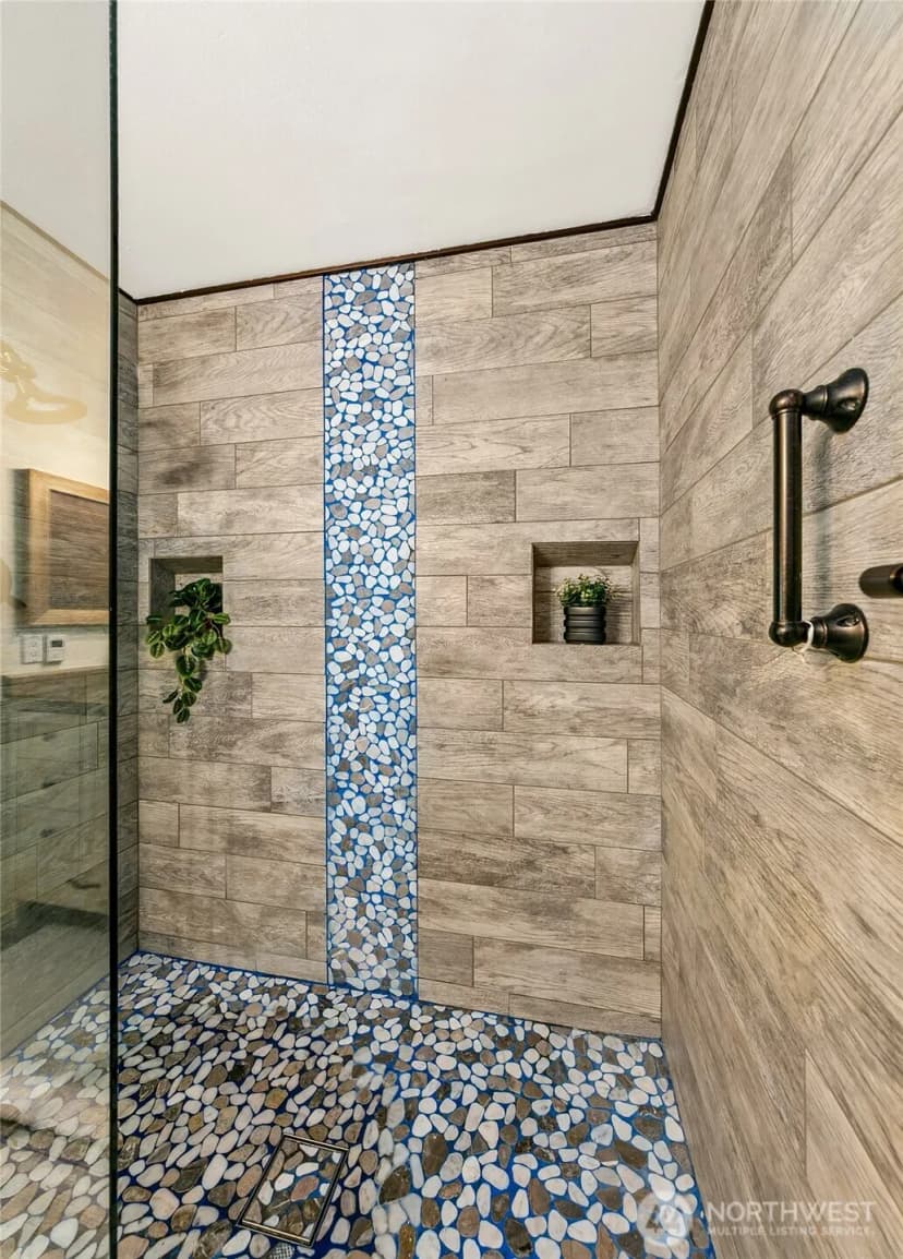 Property photo for 9901 Ne 124th Street #503, Kirkland photo 12