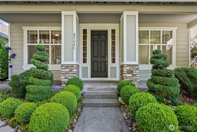 Property photo for 8504 Lackland Court Ne, Lacey photo 2