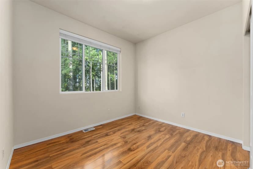 Property photo for 8504 Lackland Court Ne, Lacey photo 11