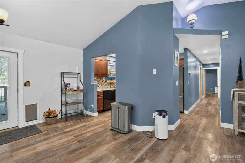 Property photo for 8408 356th Street S, Roy photo 11