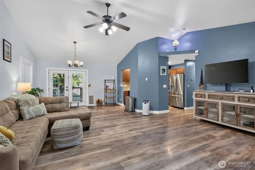 Property photo for 8408 356th Street S, Roy photo 5
