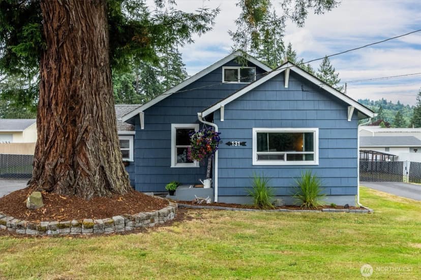 Property photo for 131 Niblett Way, Longview