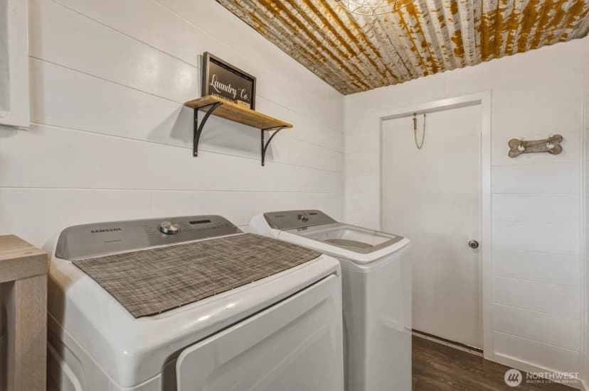 Property photo for 131 Niblett Way, Longview photo 13
