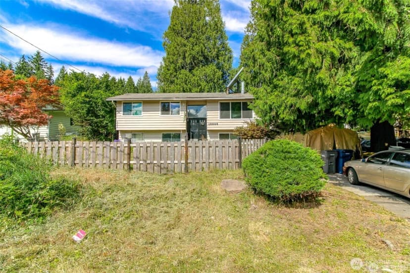 Property photo for 19226 7th Avenue W, Lynnwood photo 12