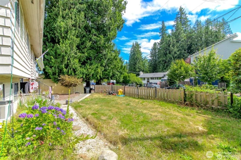 Property photo for 19226 7th Avenue W, Lynnwood photo 24
