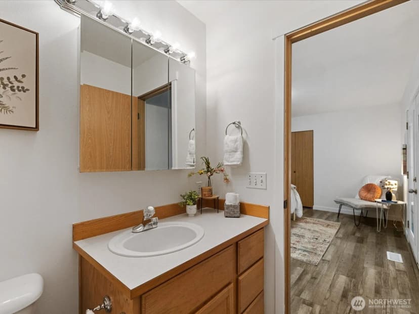 Property photo for 17228 120th Place Ne, Arlington photo 18