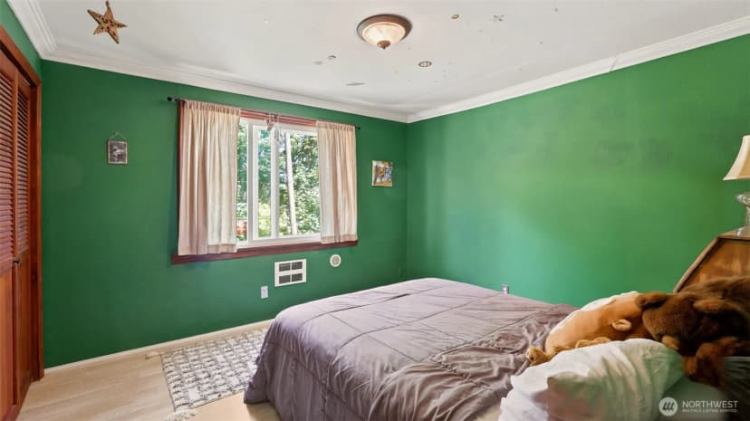 Property photo for 10003 15th Avenue S, Seattle photo 21