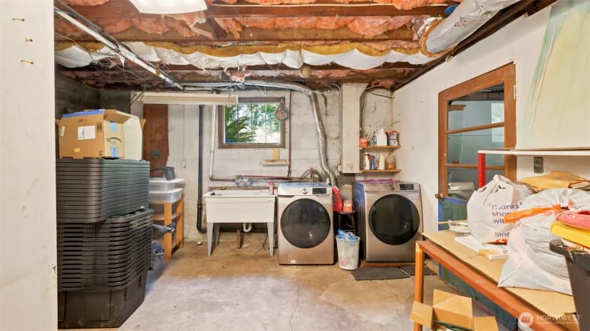 Property photo for 10003 15th Avenue S, Seattle photo 29