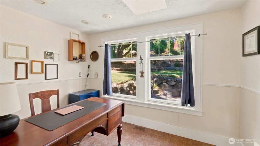 Property photo for 10003 15th Avenue S, Seattle photo 26