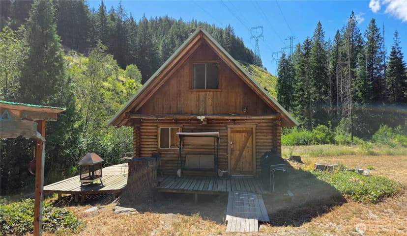 Property photo for 8925 Merry Canyon Road, Leavenworth photo 5