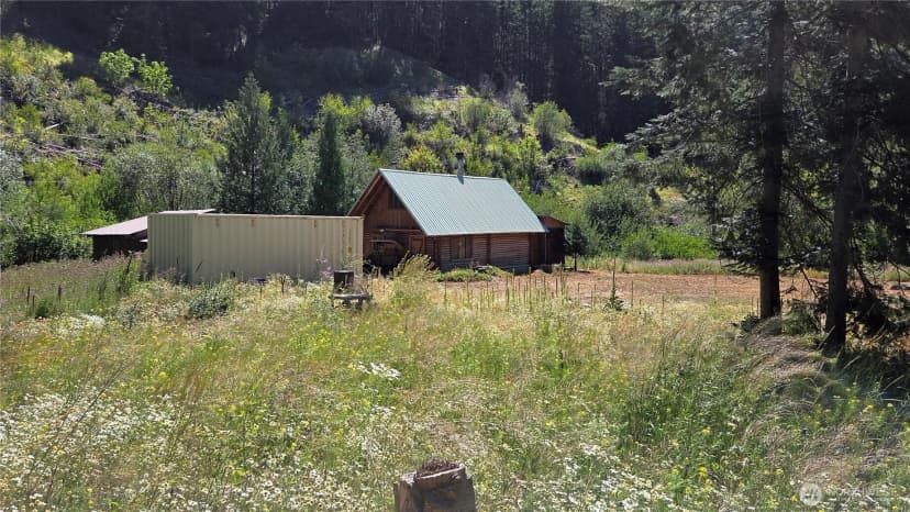 Property photo for 8925 Merry Canyon Road, Leavenworth photo 4