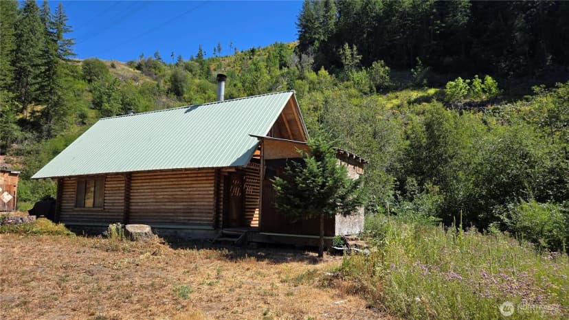Property photo for 8925 Merry Canyon Road, Leavenworth photo 35