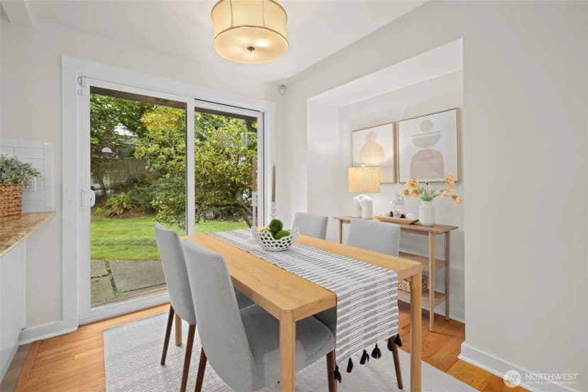 Property photo for 1315 102nd Avenue Ne, Bellevue photo 10
