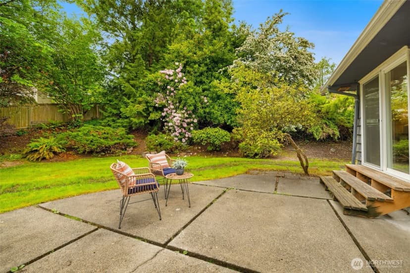 Property photo for 1315 102nd Avenue Ne, Bellevue photo 30