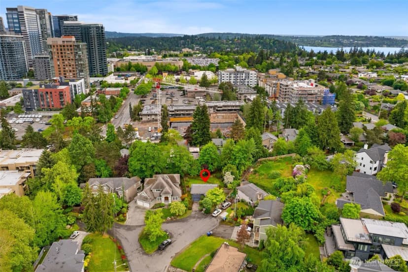 Property photo for 1315 102nd Avenue Ne, Bellevue photo 38