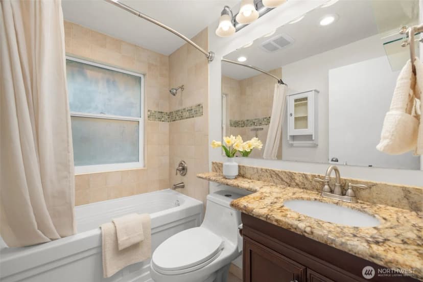 Property photo for 1315 102nd Avenue Ne, Bellevue photo 18