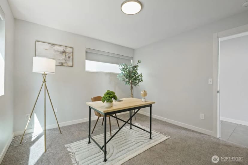 Property photo for 2337 W Plymouth Street, Seattle photo 29