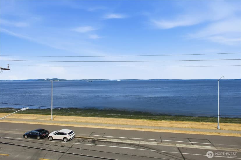 Property photo for 1778 A Alki Avenue Sw, Seattle photo 8