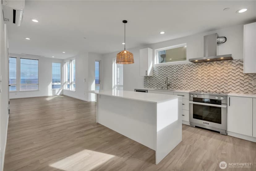 Property photo for 1778 A Alki Avenue Sw, Seattle photo 25